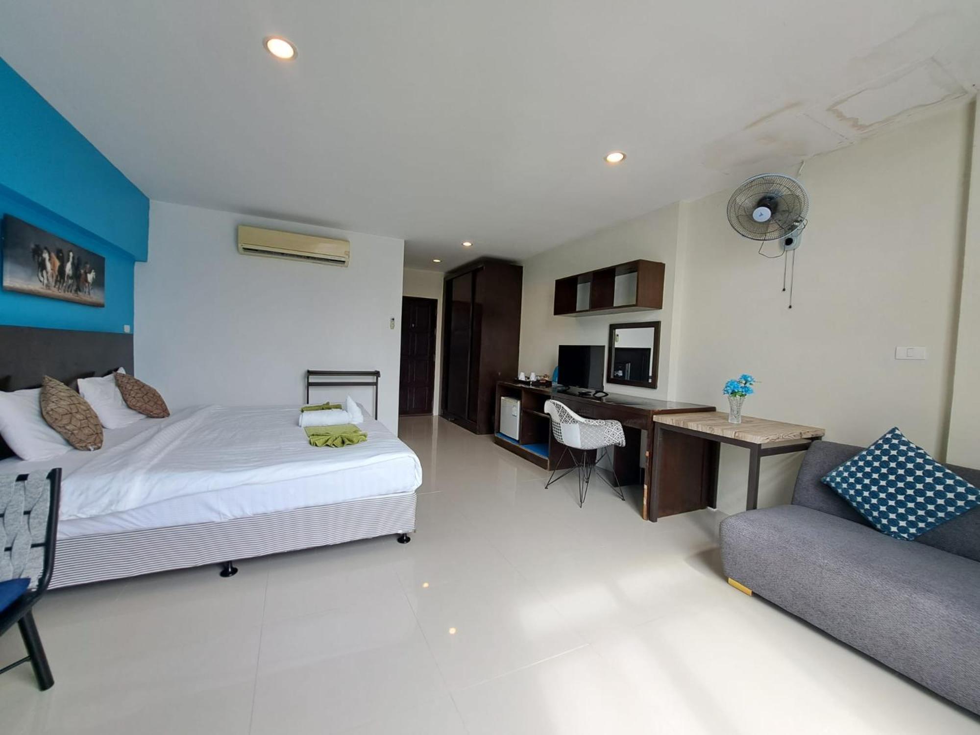 Baan Oui Guest House - Nai Harn Phuket Exterior foto